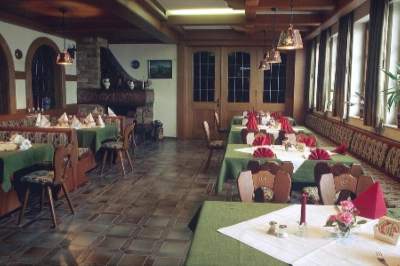 Landgasthof Zur Krone Krautheim Exteriör bild