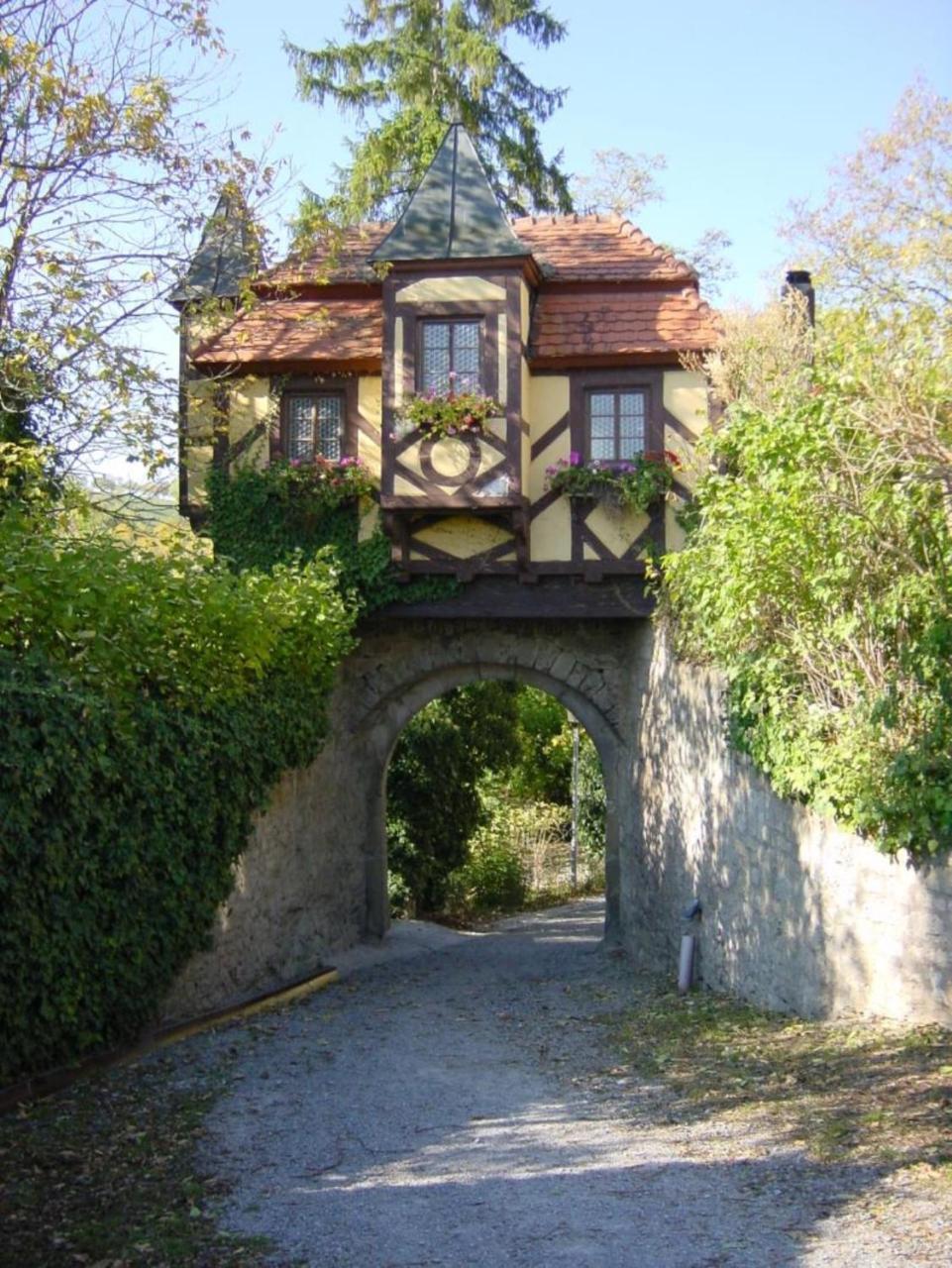 Landgasthof Zur Krone Krautheim Exteriör bild